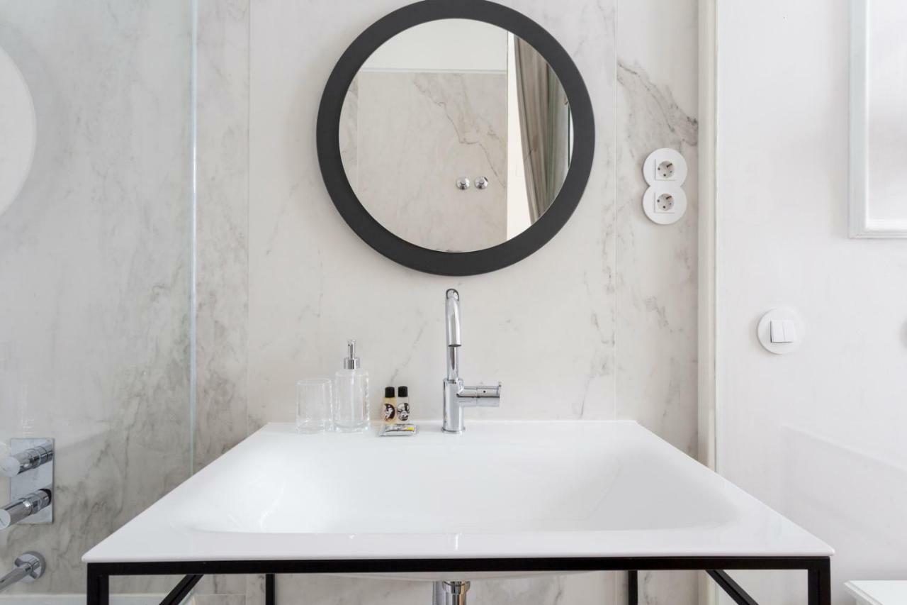 Joivy Wonderful 2Br Flat In The City Centre ลิสบอน ภายนอก รูปภาพ