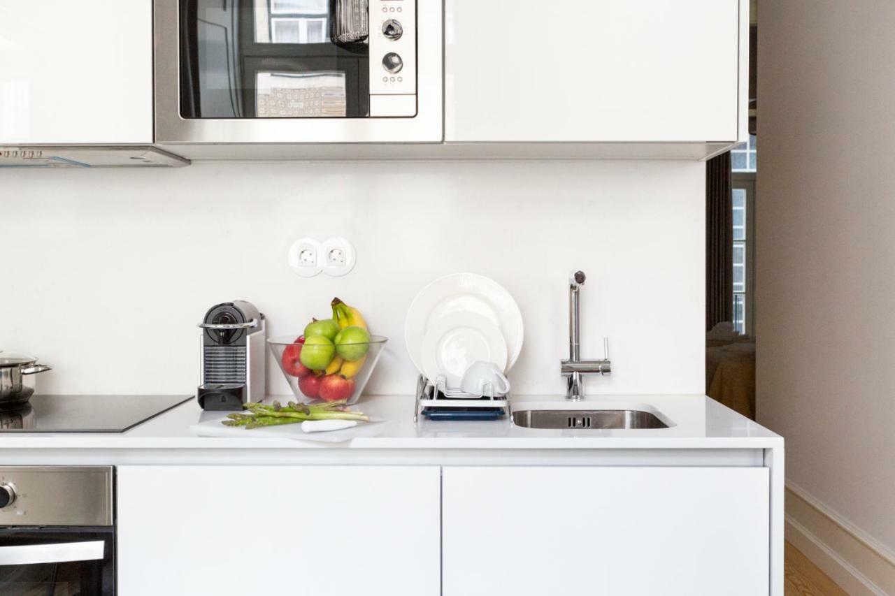 Joivy Wonderful 2Br Flat In The City Centre ลิสบอน ภายนอก รูปภาพ
